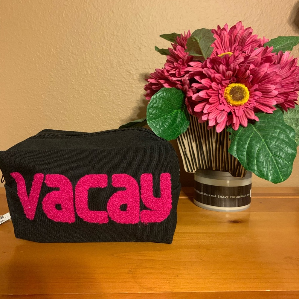 Cosmetic bag